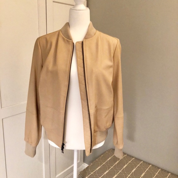 🎉HOST PICK!🎉Vince tan leather bomber jacket - Picture 2 of 8
